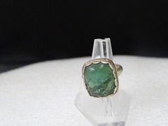 BEAUTIFUL HANDMADE SOLID STERLING SILVER CHRYSOCOLLA RING. SIZE 8 ..17.0 X 16.2