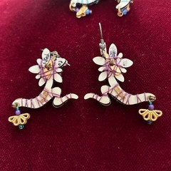 Liztech RARE Jewelry ENCHANTMENT Signed Multicolor 2002 Pin & Earrings