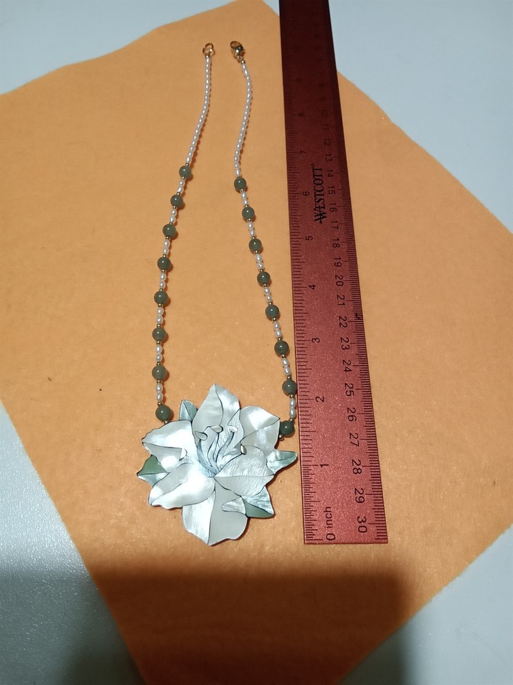 Vintage Lee Sands Inlaid MOP Flower Pearl & Bead Necklace