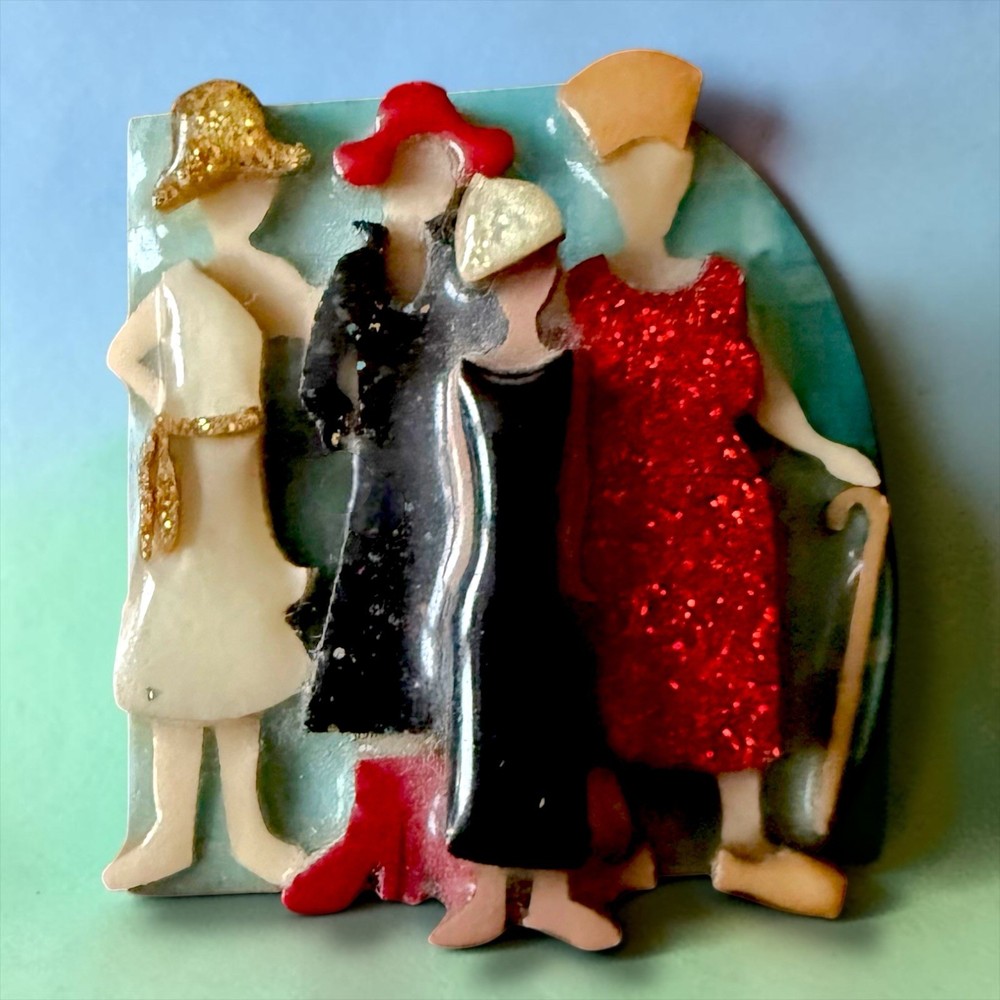 Lucinda Woman Pins Brooch Fashion Ladies Resin Glitter Statement Pin Vintage