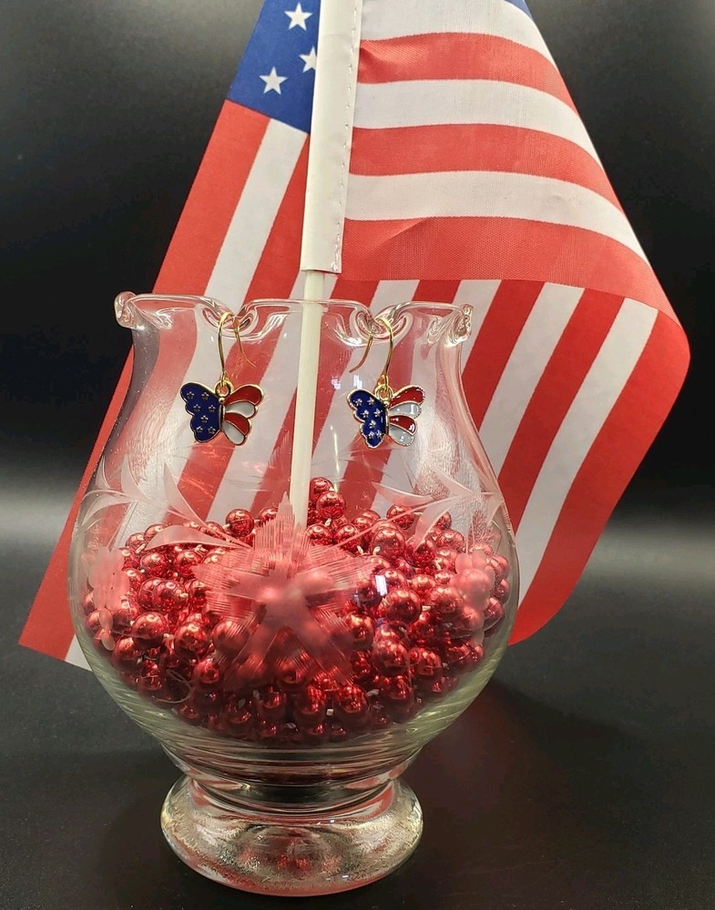 Dangle/Drop/Costume/Fashion/ Red White & Blue~ Butterfly~ Gold Plated Earrings!!