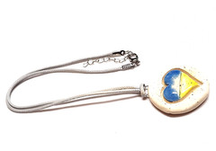 Rustic Heart White Yellow Blue Polymer Clay Oval Pendant Necklace 19″ Boho GUC
