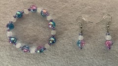 Girls Pink, Blue &White Cotton Candy Beaded Stretch Bracelet & Earring Set 6.25”