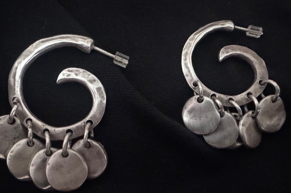 Uno de 50 Earrings 925 Silver Pierced Post Dangling Circle Charms