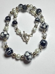 Artisan Handcrafted Art Deco Lampwork Glass Jewelry Necklace #1 Black & White
