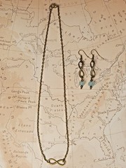 Simple Amazonite Infinity Necklace with Earrings