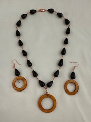Copper Onyx and Copper MOP 19″ Necklace & Matching 2 3/4″ Earrings Set