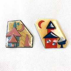 2 Vtg House Pins By Lucinda Moon Star House Trees Brooch Resin Mixed Materials