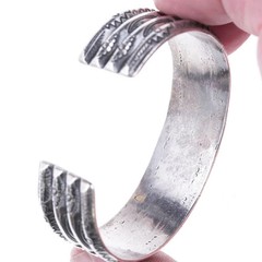 6.5″ Vintage Navajo Heavy Stamped sterling silver ribbed cuff bracelet