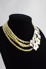 Beautiful Genuine Multi Pearl & Mother Of Pearl Flower Bib Statement Necklace