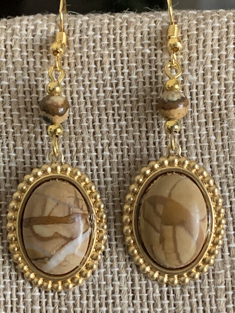 NOW 35% OFF*HANDCRAFTED NATURAL MADAGASCAR PETRIFIIED JASPER EARRINGS.g