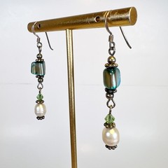 Vintage Sterling Silver Dangle Earrings Blue MOP & Fresh Water Pearls Green Boho