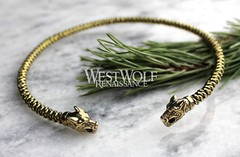 Viking Fenrir Wolf Head Neck Torc – Knit Style Bangle Necklace — Gold/Celtic