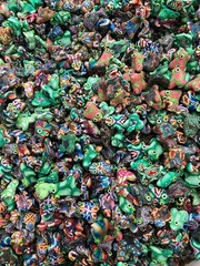 NEW Lot of 100 Polymer Clay FROG Pendant 20-25 mm Floral Hippy Skull