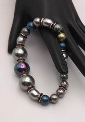 Enchanting South Sea Pearls Grays, Blues Red Accents Beaded Bracelet