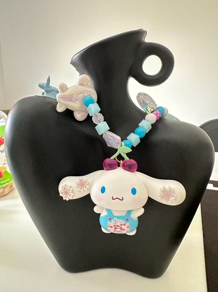 handmade hellokitty necklace