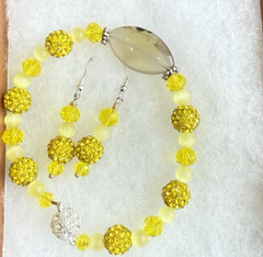 Handcrafted Agate Yellow Cats Eye & Crystals Bracelet and Earring Set