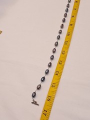 NWT Peyote Bird Iridescent Silver/Gray Freshwater Pearls Yarn Necklace 16.5″
