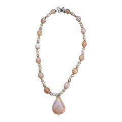 Vintage Peach Crazy Lace Agate Pendant Necklace Faux Pearl Beaded Silver Toggle