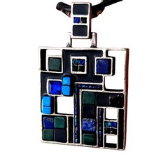 Vintage chico’s Modernist Pendant 1.75″ square1 leather + metal 17-21″EUCBlue