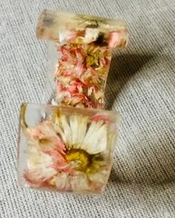 Real Daisy Flower & Rose Petal Resin Cuff – Pressed Flower Bracelet – Handmade