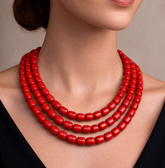 6×8 mm barrel Beads Red Genuine Coral 3 strand Necklace For Women Choker 18»