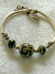 Handmade Artisan Lampwork Art Glass Bangle Bracelet Green Swirl Beads Leaf Charm