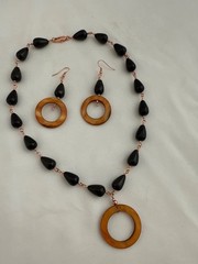 Copper Onyx and Copper MOP 19″ Necklace & Matching 2 3/4″ Earrings Set