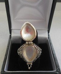 Handmade Sterling Silver Peridot Tear Drop Poison Ring – Sizes 6-7-8-9-10