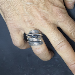 Vintage Signed 925Sterling Silver Oxidized Boho Feather Wrap Ring Black Onyx S12