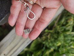 BEAUTIFUL Artisan Ornate Sterling Silver Red RosalitaAmethyst, signed oval link.