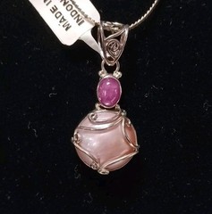 Royal Bali Collection Pink Mabe Pearl Niassa Ruby Fissure Filled Pendant 925