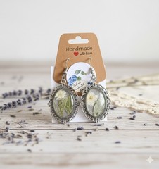 Hand Crafted Real Flowers To Capture Nature Beauty Forever vintage inspired