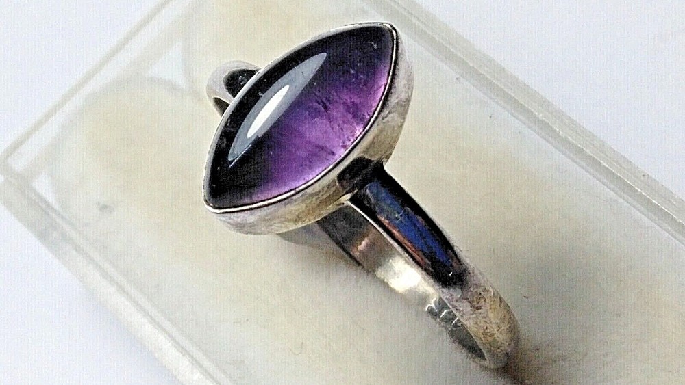 CUTE NATURAL AMETHYST IN STERLING SILVER.925 RING SIZE 9.25-9.5!