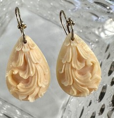 HandCarved Trumpet Shell Earrings Florentine Teardrop Design Simple French Hook