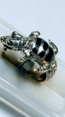 FETCHING STERLING SILVER .925 WITH BLACK ONYX INLAY RING IN SIZE 8.75-9.0-9.25!