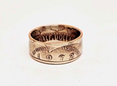 «Sealed» 1972 US JFK KENNEDY HALF DOLLAR coin ring sizes 8-15