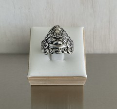Unisex Artisan Crafted 925 Sterling Silver Barong/Creature Ring Detailed Size 7