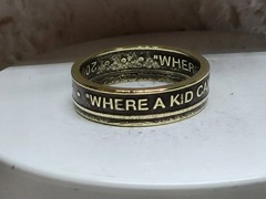 CHUCK e CHEESE – 2002 – Size 11 Token Coin Ring