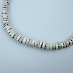 Vintage Hawaiian Puka Shell Surfer Necklace 16.25” Barrel Clasp