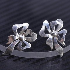 Vintage sterling silver 925 handmade screw back ribbon earrings