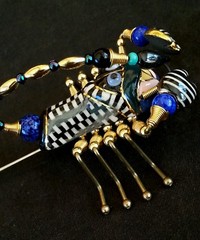Exquisite Scorpion ceramic & brass costume jewelry brooch large size 2.25 inches