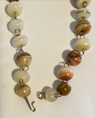 Banded Agate Beads Necklace In Brown Orange & White