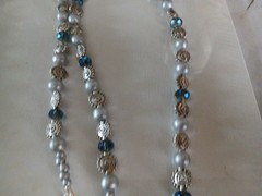 Beautiful 34″ Glass And Metal Beaded Necklace Handmade New