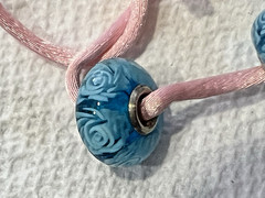 NEW Lot of 4 Murano Italian Roses Glass Beads Roses design New European