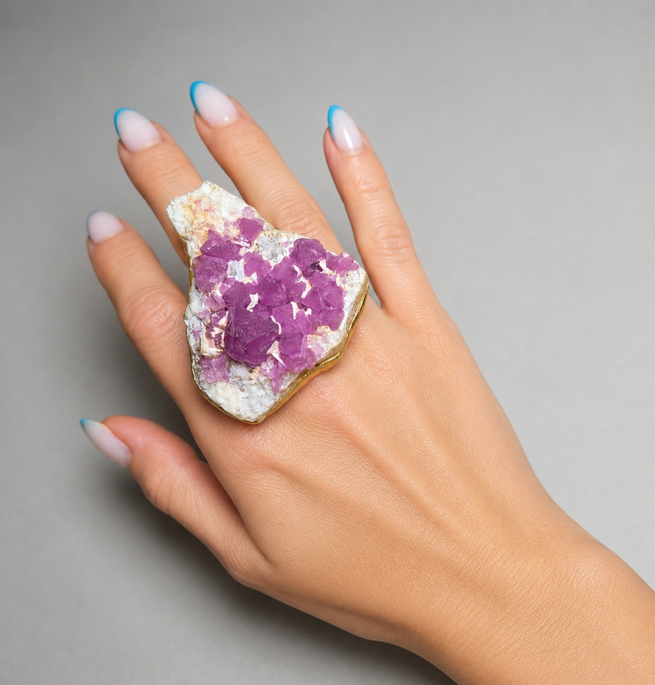 Adina Mills Pink Druzy Crystal Geode Statement Ring Size 7 Handmade Gold Tone