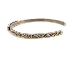 Sterling Silver Sky Blue Turquoise Cabochons Scrollwork 4.0mm Cuff Bracelet 7.5″