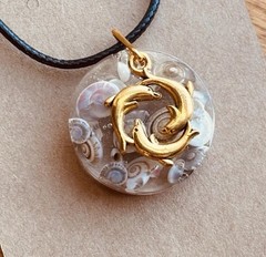 Dolphin Seashell Resin Necklace – Ocean Inspired Handmade Pendant – Gift Bag
