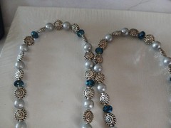 Beautiful 34″ Glass And Metal Beaded Necklace Handmade New