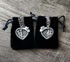 1.25″ Heart Shaped Romantic 2 in 1 Necklace & Keychain | Cowboy and Cowgirl